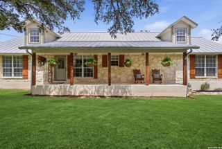 4875 Spreading Oak, Bulverde, TX 78163