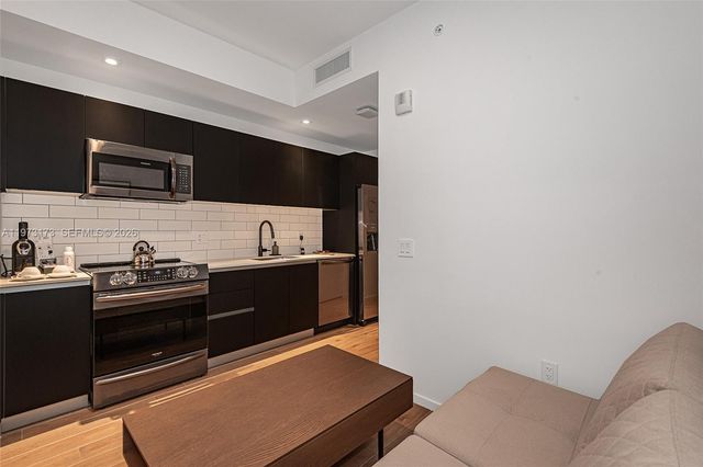 398 NE 5th Street 4512, Miami, FL 33132