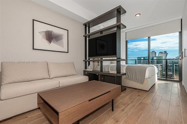 398 NE 5th Street 4512, Miami, FL 33132