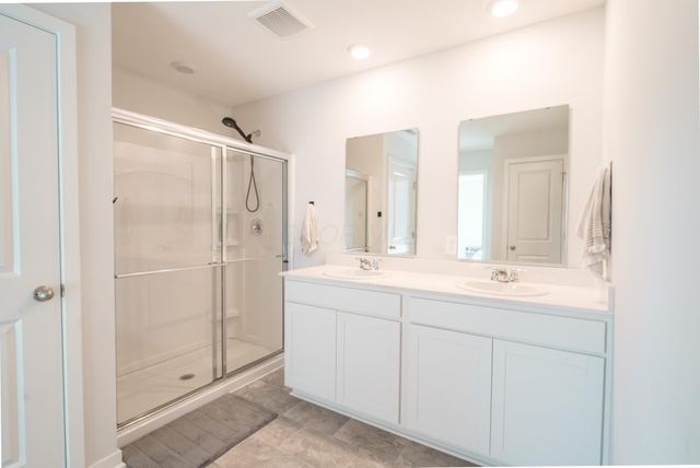 834 Allegro Drive, Reynoldsburg, OH 43068