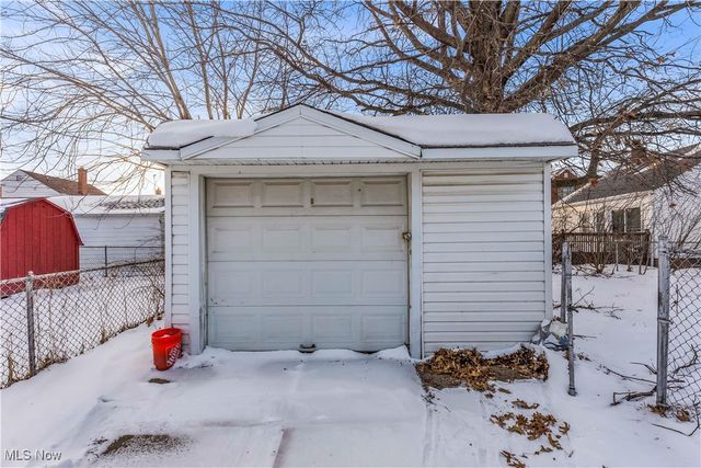 20990 Morris Avenue, Euclid, OH 44123