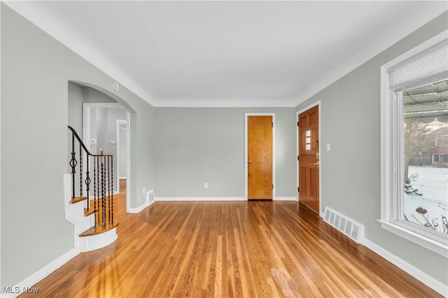 20990 Morris Avenue, Euclid, OH 44123