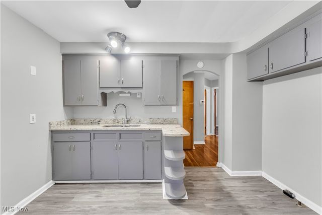 20990 Morris Avenue, Euclid, OH 44123