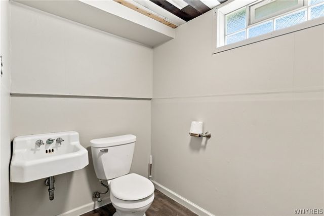 20 Leni Lane, Cheektowaga, NY 14225