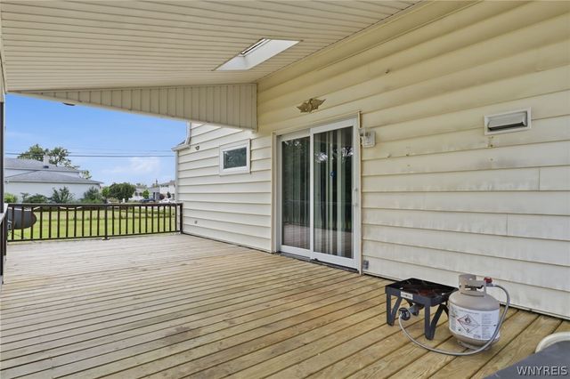 20 Leni Lane, Cheektowaga, NY 14225