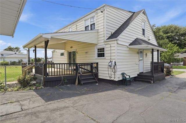 20 Leni Lane, Cheektowaga, NY 14225