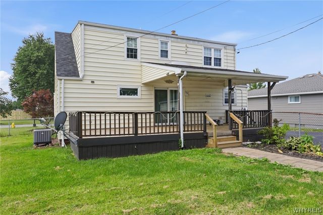 20 Leni Lane, Cheektowaga, NY 14225