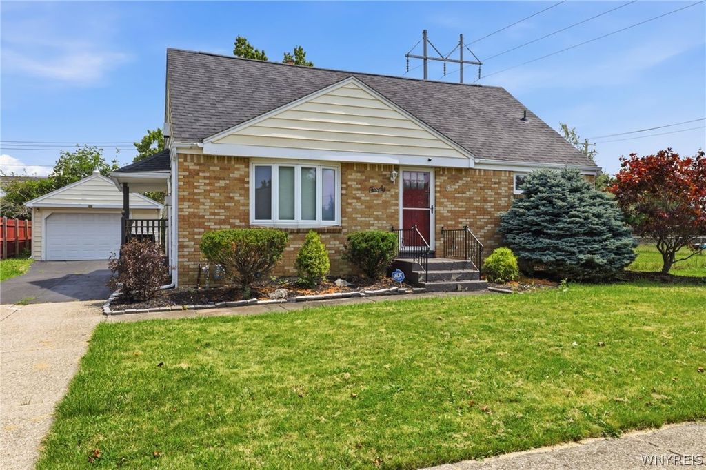 20 Leni Lane, Cheektowaga, NY 14225