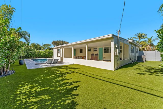 190 NE 21st Street, Boca Raton, FL 33431