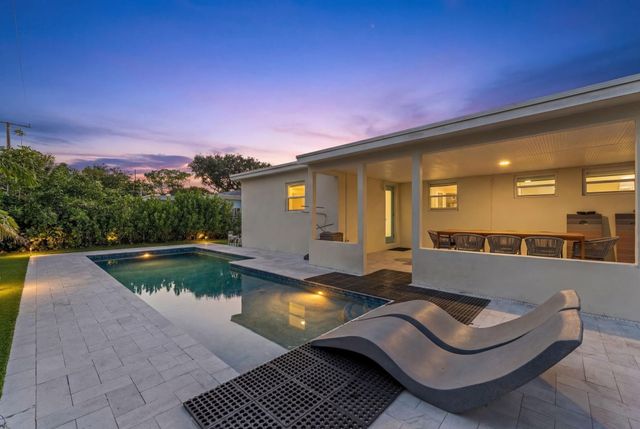 190 NE 21st Street, Boca Raton, FL 33431