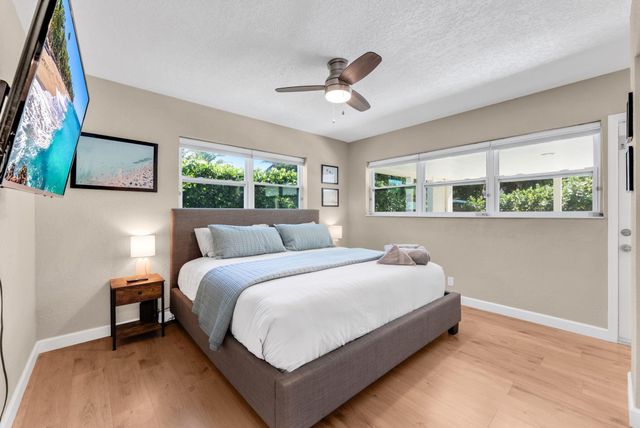 190 NE 21st Street, Boca Raton, FL 33431