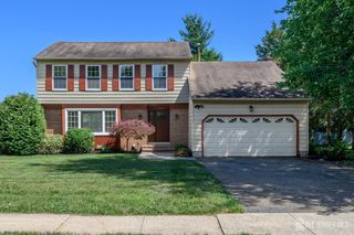 133 Hickory Road, Franklin, NJ 08873