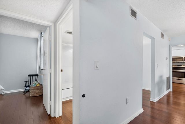 5030 MARSH FIELD ROAD 22, Sarasota, FL 34235