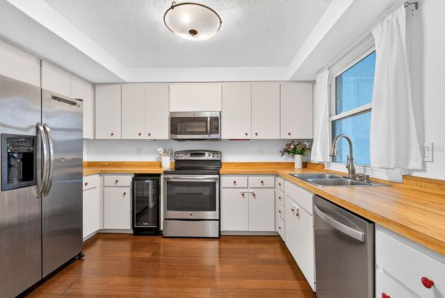 5030 MARSH FIELD ROAD 22, Sarasota, FL 34235