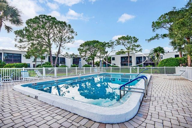 5030 MARSH FIELD ROAD 22, Sarasota, FL 34235