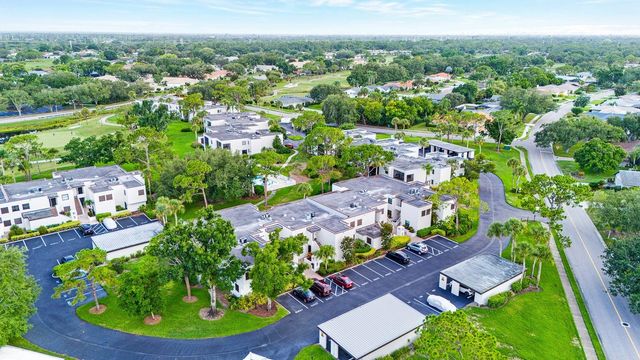 5030 MARSH FIELD ROAD 22, Sarasota, FL 34235