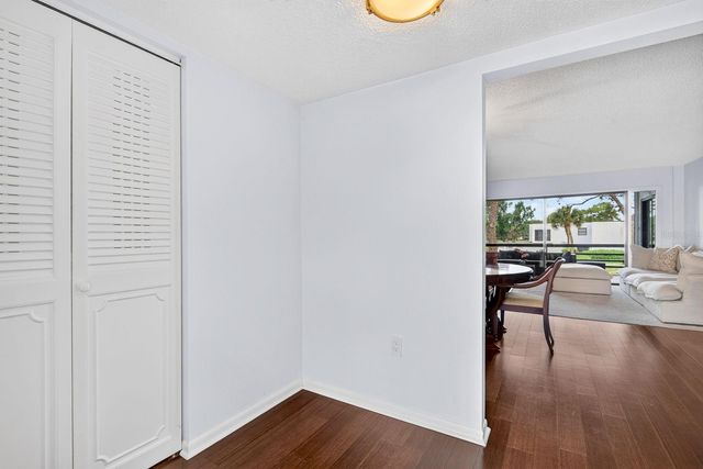 5030 MARSH FIELD ROAD 22, Sarasota, FL 34235