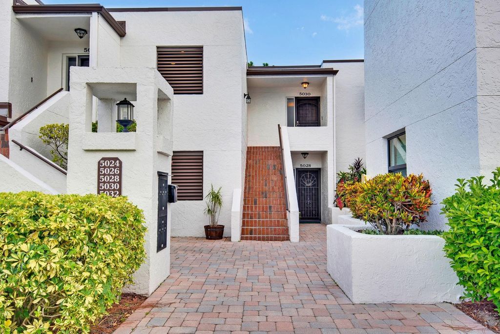 5030 MARSH FIELD ROAD 22, Sarasota, FL 34235