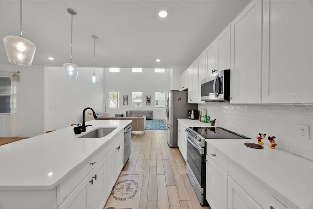 2342 LANCASHIRE STREET, Davenport, FL 33896