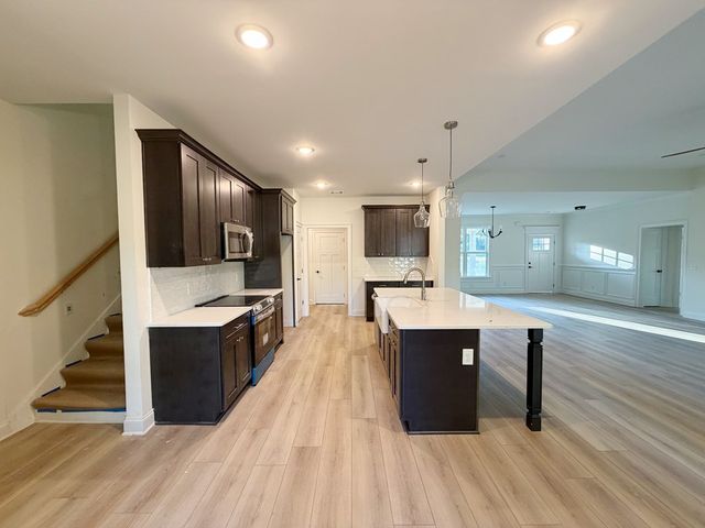 13 Stillwaters Lane, Hamilton, GA 31811