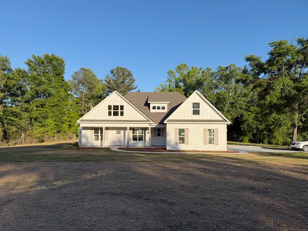 13 Stillwaters Lane, Hamilton, GA 31811