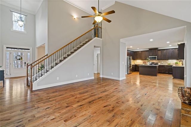 132 Amberleigh Drive, White, GA 30184