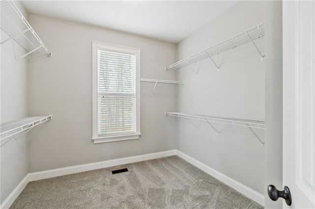 132 Amberleigh Drive, White, GA 30184