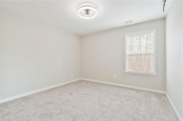 132 Amberleigh Drive, White, GA 30184