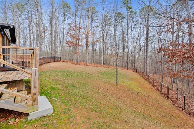 132 Amberleigh Drive, White, GA 30184