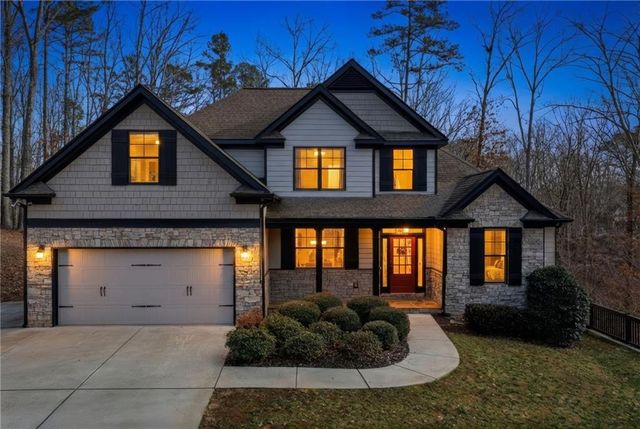 132 Amberleigh Drive, White, GA 30184