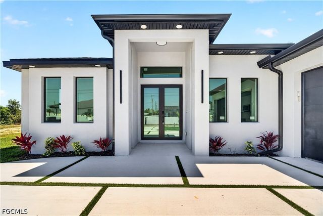 331 NE 15th ST, Cape Coral, FL 33909