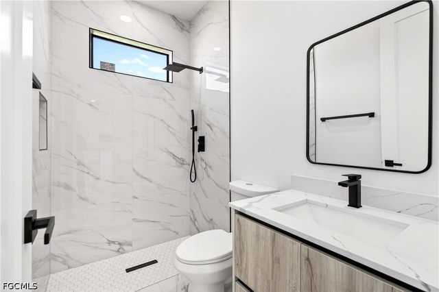 331 NE 15th ST, Cape Coral, FL 33909