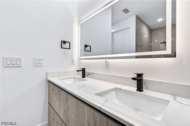 331 NE 15th ST, Cape Coral, FL 33909