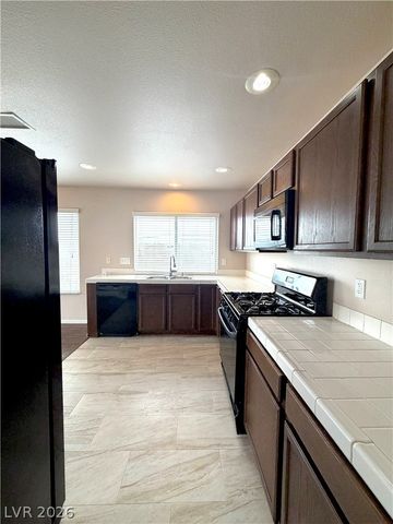 8346 Fame Avenue, Las Vegas, NV 89147