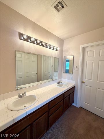 8346 Fame Avenue, Las Vegas, NV 89147
