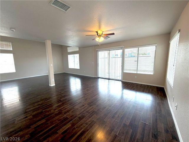8346 Fame Avenue, Las Vegas, NV 89147