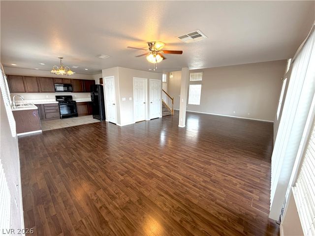 8346 Fame Avenue, Las Vegas, NV 89147
