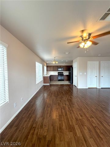 8346 Fame Avenue, Las Vegas, NV 89147