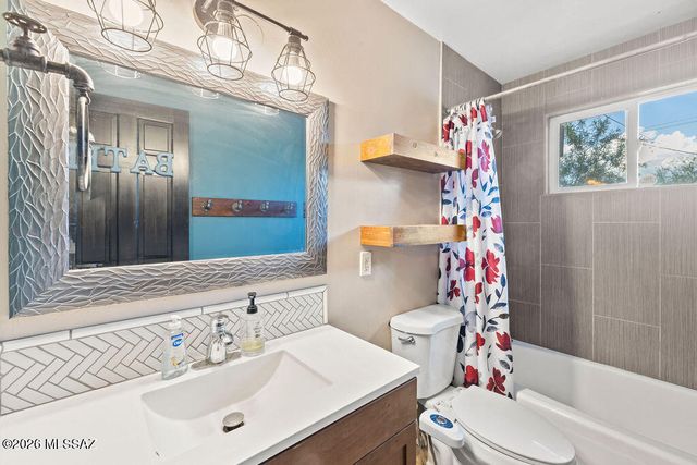 4801 E 4th Street, Tucson, AZ 85711