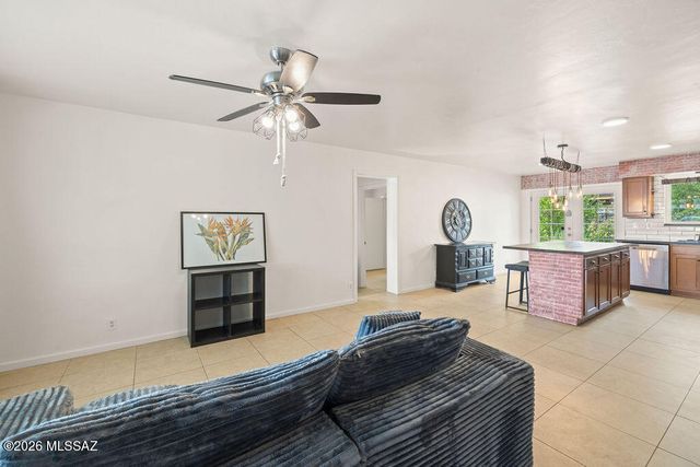 4801 E 4th Street, Tucson, AZ 85711