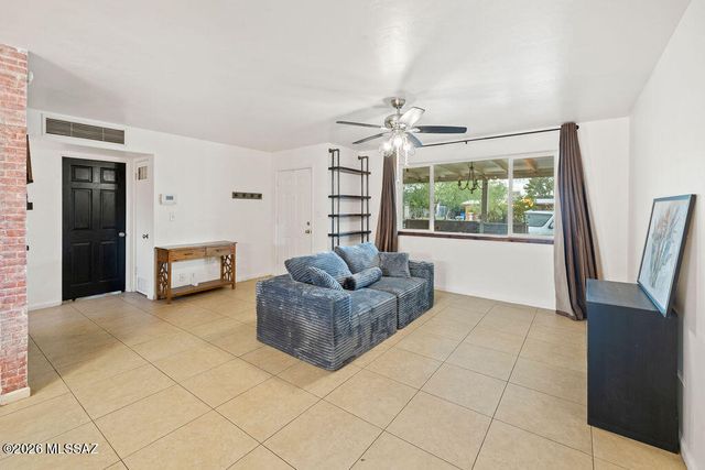 4801 E 4th Street, Tucson, AZ 85711