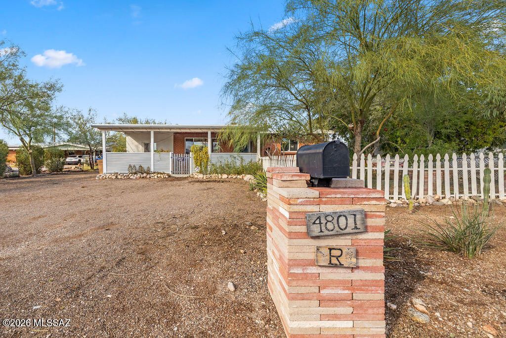 4801 E 4th Street, Tucson, AZ 85711