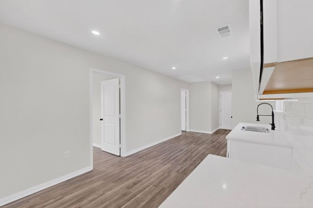 1541 Caldwell Street, Dallas, TX 75223