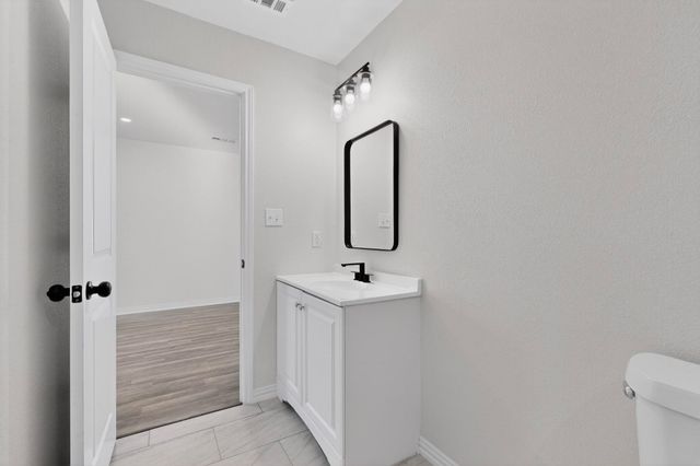 1541 Caldwell Street, Dallas, TX 75223