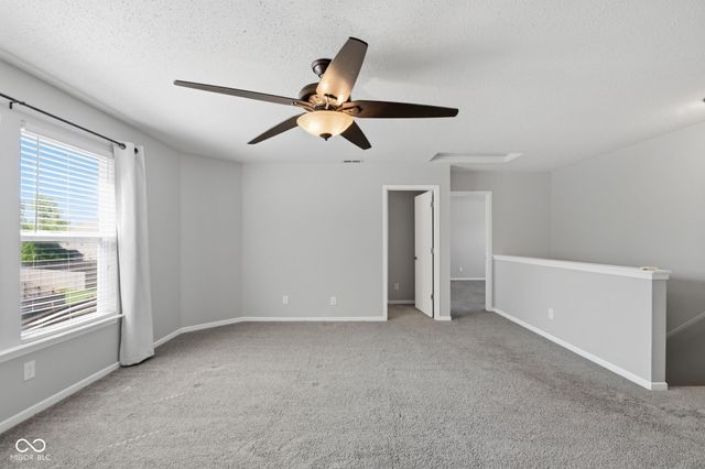 987 Rosemary Circle, Greenfield, IN 46140