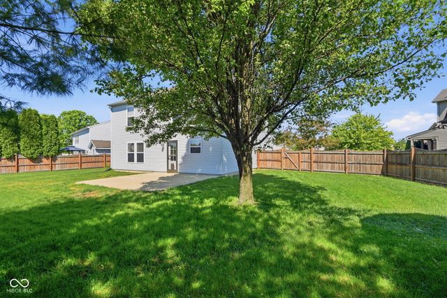 987 Rosemary Circle, Greenfield, IN 46140