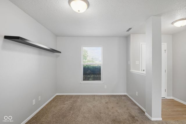 987 Rosemary Circle, Greenfield, IN 46140