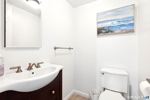 14 Bogus Hill Road, New Fairfield, CT 06812