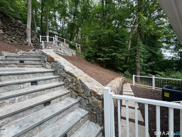 14 Bogus Hill Road, New Fairfield, CT 06812