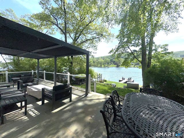 14 Bogus Hill Road, New Fairfield, CT 06812